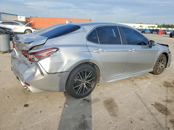 2023 TOYOTA CAMRY