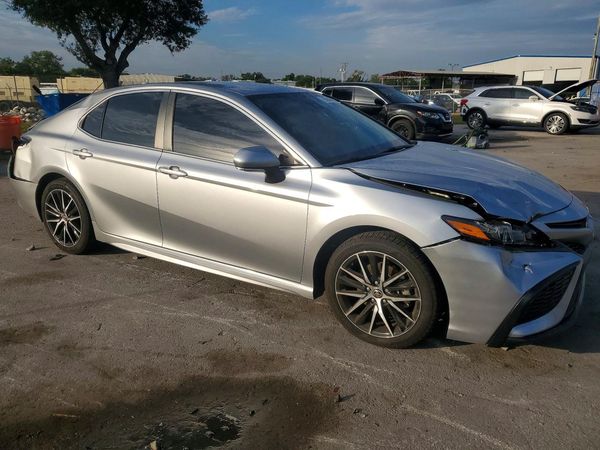 2023 TOYOTA CAMRY