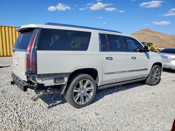 2016 CADILLAC ESCALADE