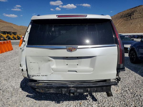 2016 CADILLAC ESCALADE