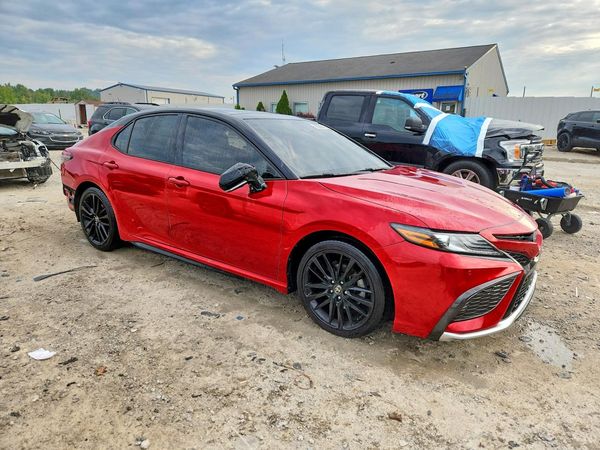 2021 TOYOTA CAMRY