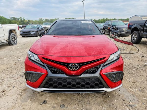 2021 TOYOTA CAMRY