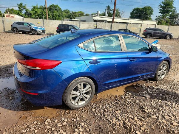 2017 HYUNDAI ELANTRA