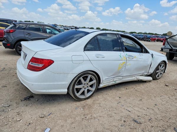 2014 MERCEDES-BENZ C C250