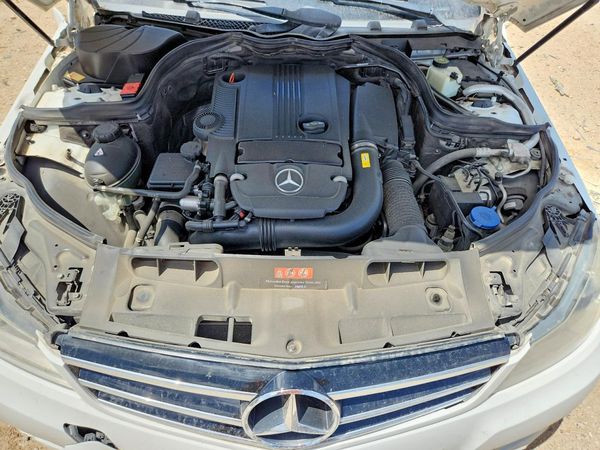 2014 MERCEDES-BENZ C C250