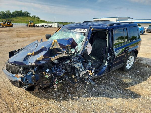 2017 JEEP PATRIOT Sport — Front 3/4