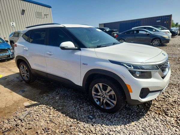 2021 KIA SELTOS S