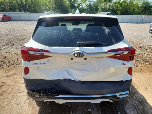2021 KIA SELTOS S