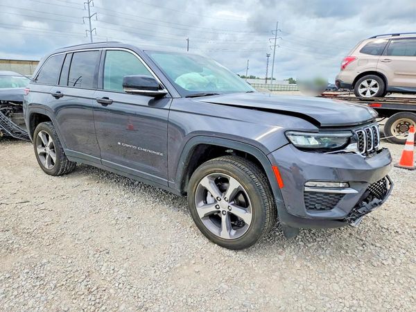2024 JEEP GRAND CHEROKEE
