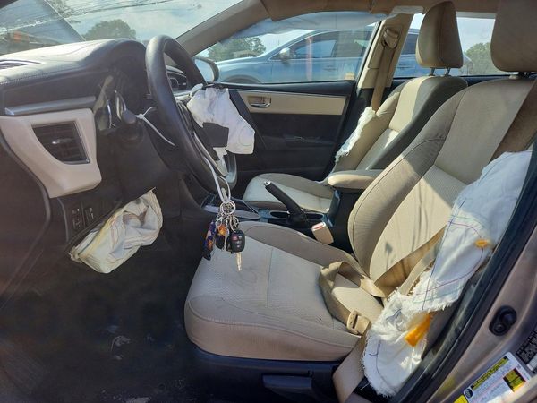 2016 TOYOTA COROLLA L/LE — DENT