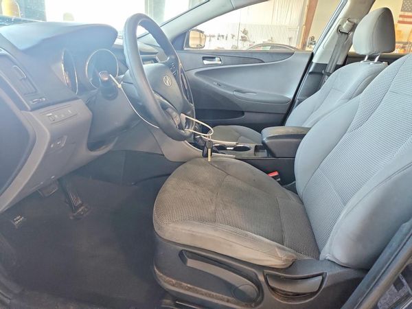 2013 HYUNDAI SONATA GLS/ GLS Popular