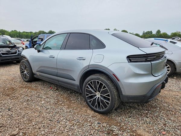 2024 PORSCHE MACAN 4 Electric