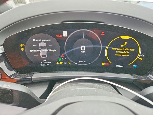2024 PORSCHE MACAN 4 Electric