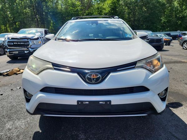 2018 TOYOTA RAV4 Adventure/XLE