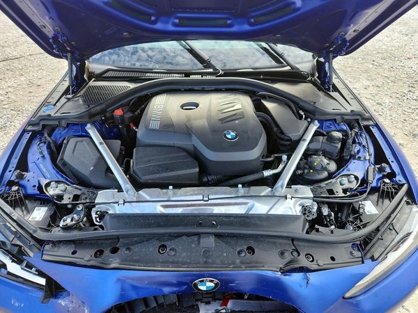 2025 BMW 4 SERIES — Engine bay