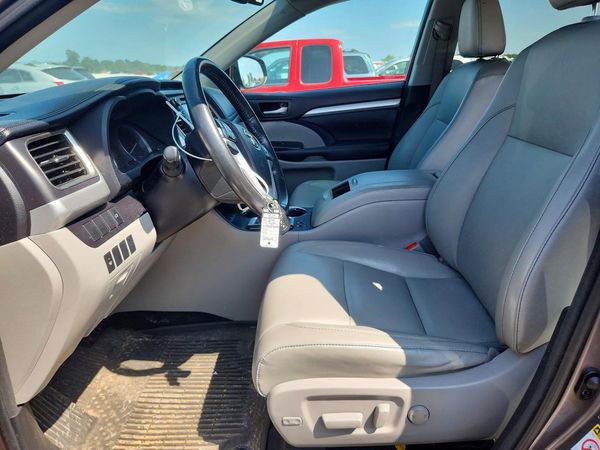 2016 TOYOTA HIGHLANDER Base/Hybrid