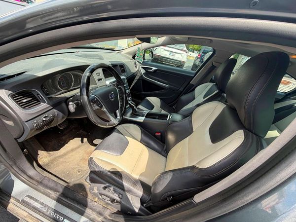 2016 VOLVO S60 CROSS COUNTRY