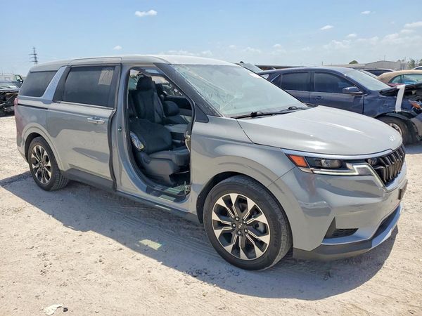 2024 KIA CARNIVAL