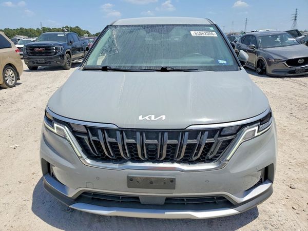 2024 KIA CARNIVAL