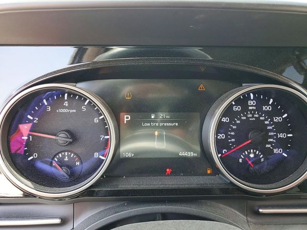 2024 KIA CARNIVAL