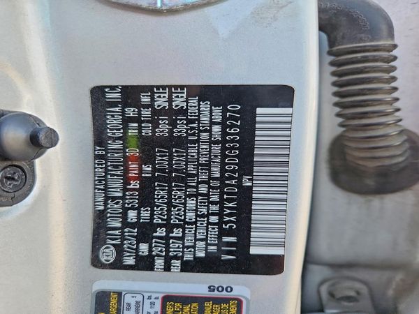 2013 KIA SORENTO Base / LX