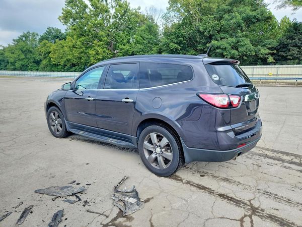 2017 CHEVROLET TRAVERSE 2LT