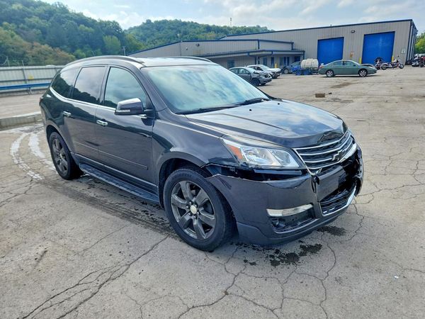 2017 CHEVROLET TRAVERSE 2LT