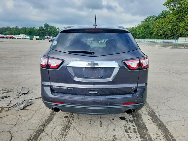 2017 CHEVROLET TRAVERSE 2LT