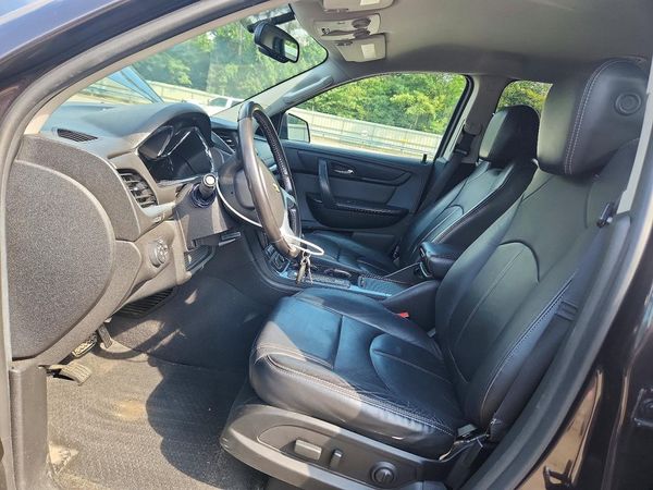 2017 CHEVROLET TRAVERSE 2LT