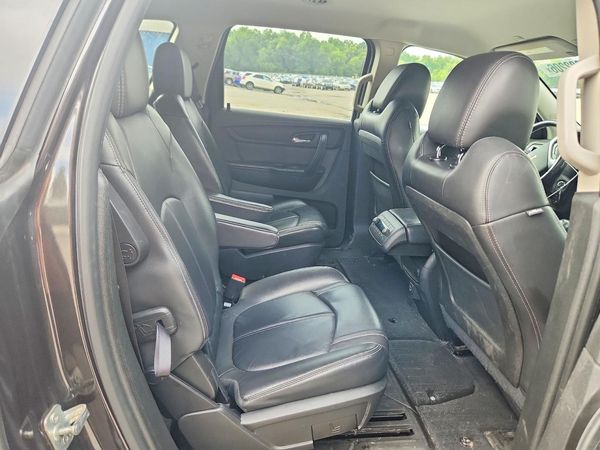 2017 CHEVROLET TRAVERSE 2LT