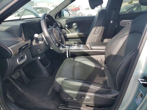 2024 GENESIS GV60 AWD Advanced with 20"