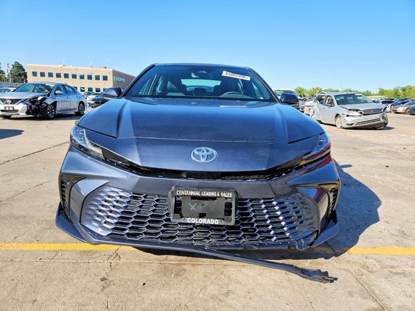 2026 TOYOTA CAMRY