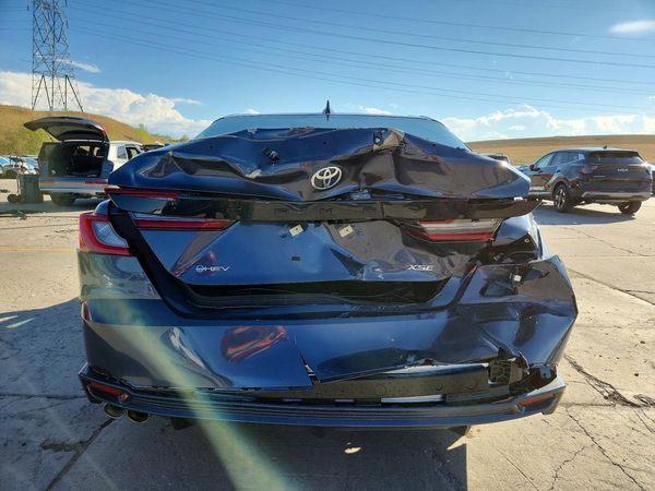 2026 TOYOTA CAMRY