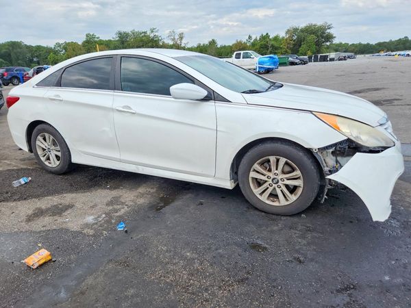 2014 HYUNDAI SONATA GLS/ GLS Popular