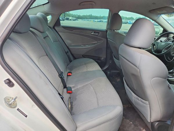 2014 HYUNDAI SONATA GLS/ GLS Popular