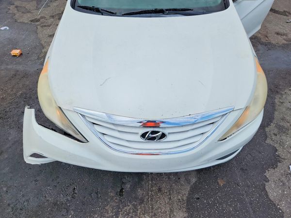 2014 HYUNDAI SONATA GLS/ GLS Popular