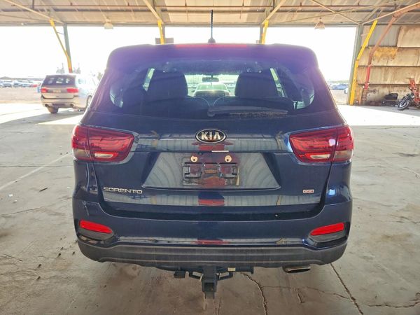 2019 KIA SORENTO L, LX, S