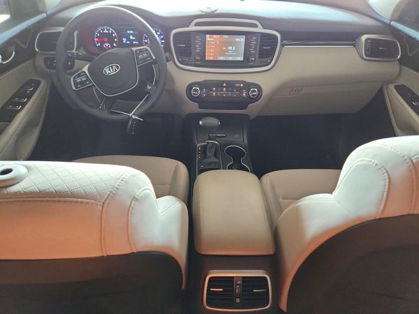 2019 KIA SORENTO L, LX, S