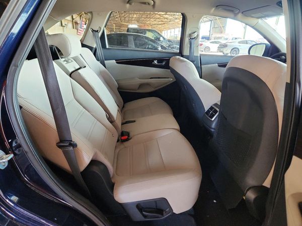 2019 KIA SORENTO L, LX, S