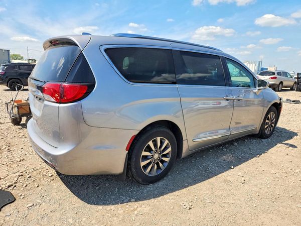 2019 CHRYSLER PACIFICA Touring L Plus