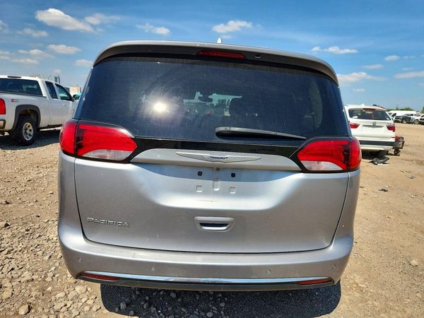 2019 CHRYSLER PACIFICA Touring L Plus