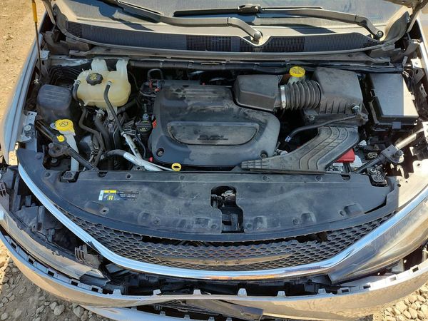 2019 CHRYSLER PACIFICA Touring L Plus