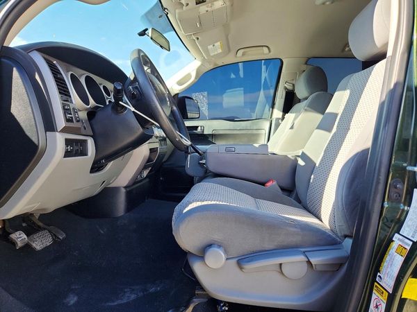 2012 TOYOTA TUNDRA SR5