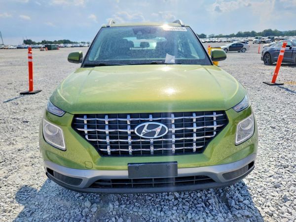 2022 HYUNDAI VENUE