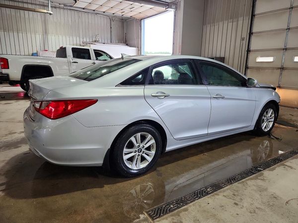 2012 HYUNDAI SONATA Middle-low level