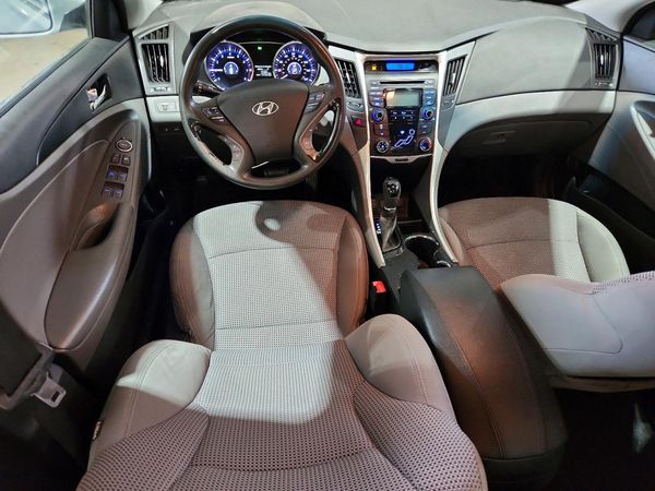 2012 HYUNDAI SONATA Middle-low level