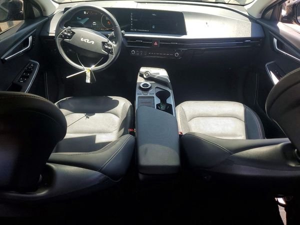 2024 KIA EV6