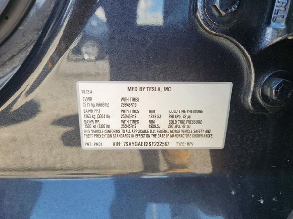 2025 TESLA MODEL Y