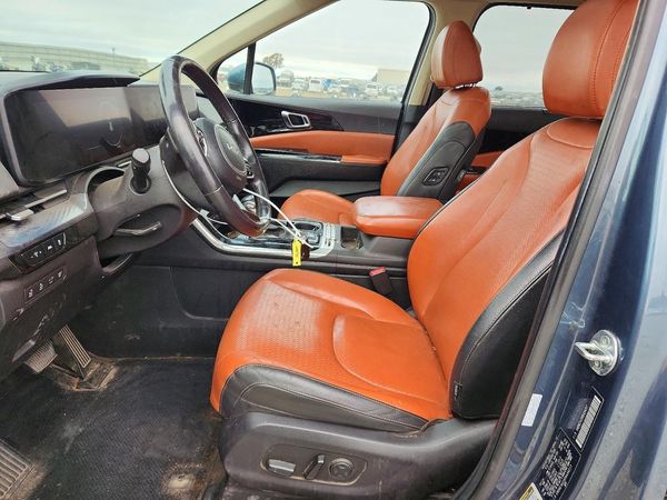 2024 KIA CARNIVAL