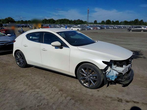 2020 MAZDA 3